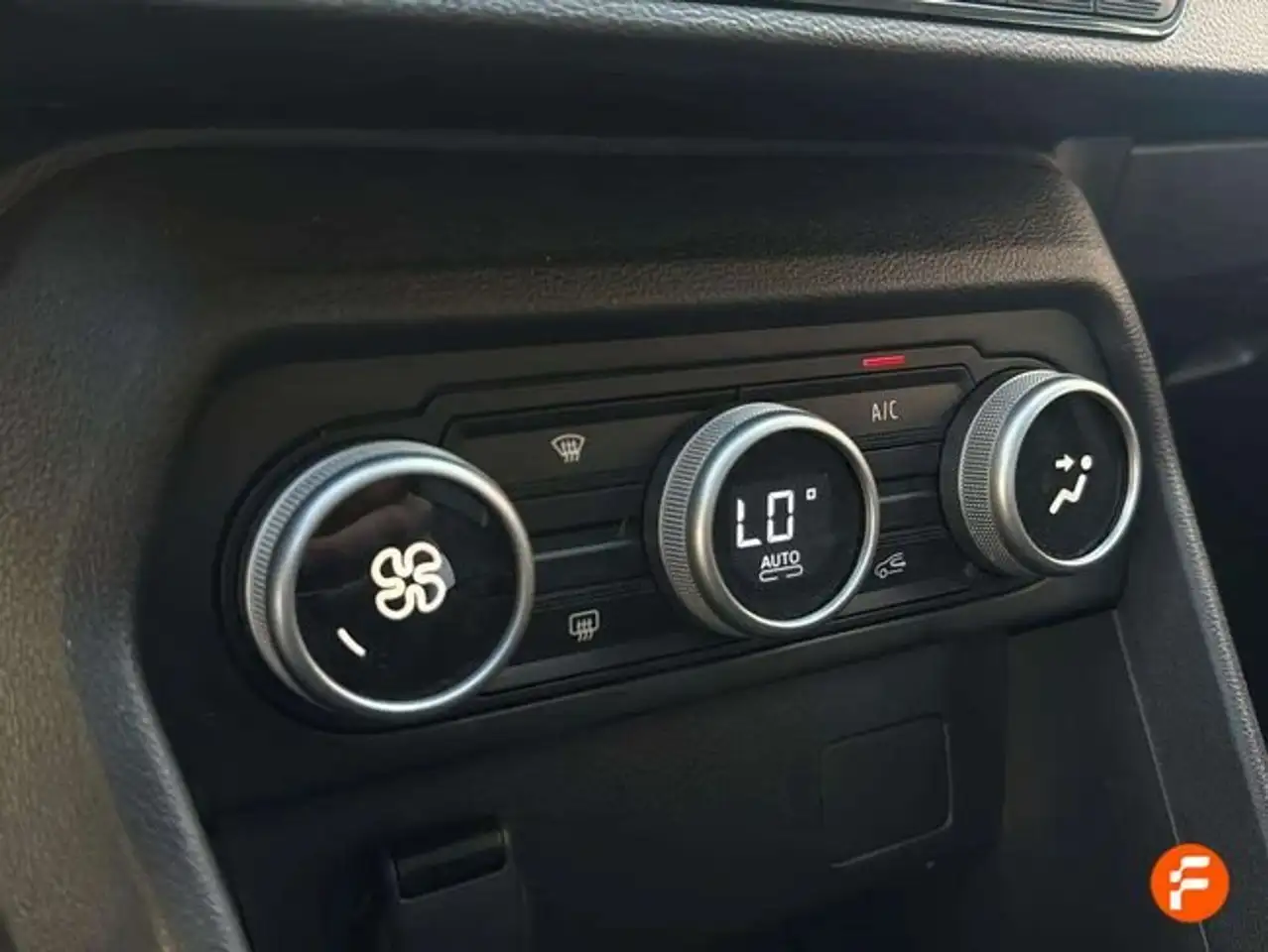 Dacia Sandero Stepway ECO-G Essential 74kW — Vehicle gallery 16
