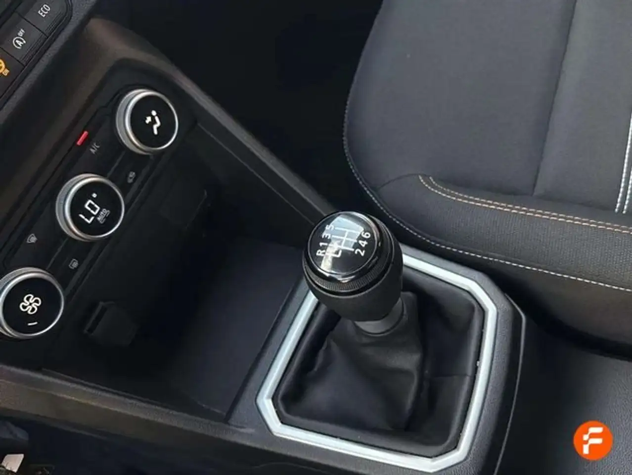 Dacia Sandero Stepway ECO-G Essential 74kW — Vehicle gallery 19