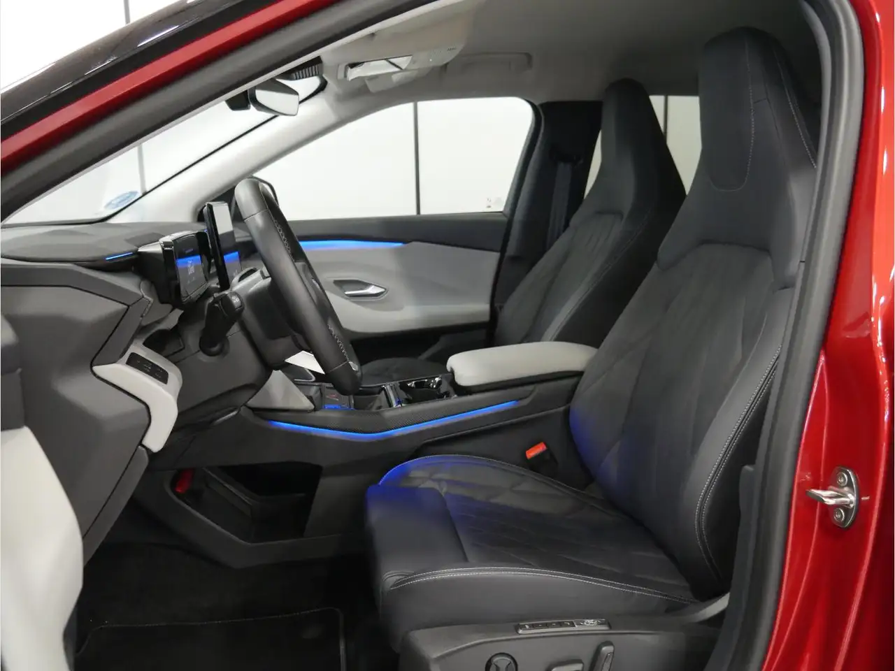 Ford Explorer RWD Rango Extendido Premium 77kWh — Vehicle gallery 7