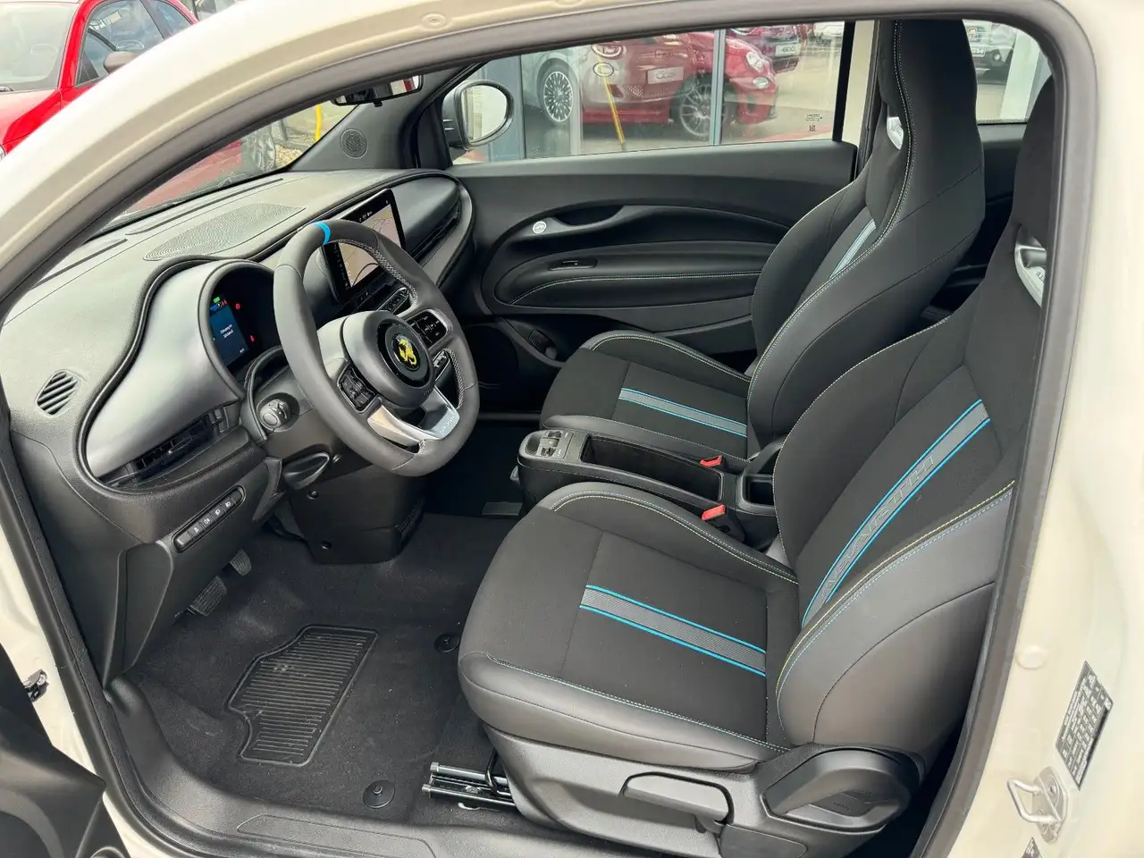 Abarth 500 e Abarth _ Garantieverlängerung — معرض صور السيارة 6