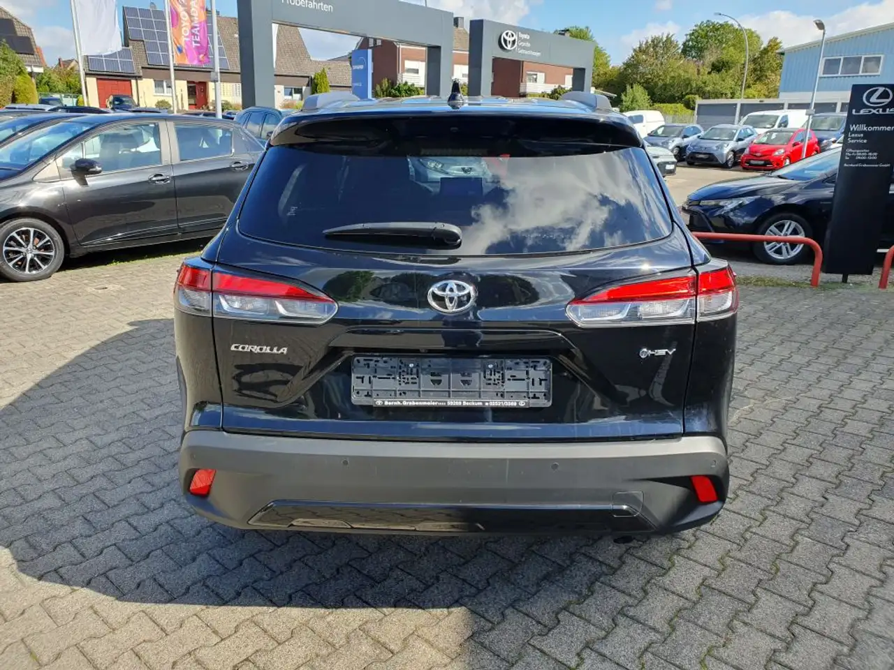 Toyota Corolla Cross Hybrid 2.0 VVT-i Teamplayer — معرض صور السيارة 6