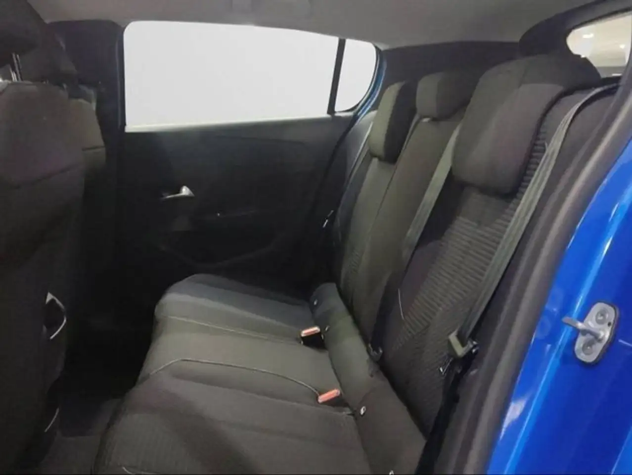 Peugeot 308 1.5 BlueHDi S&S Active EAT8 130 — Vehicle gallery 9