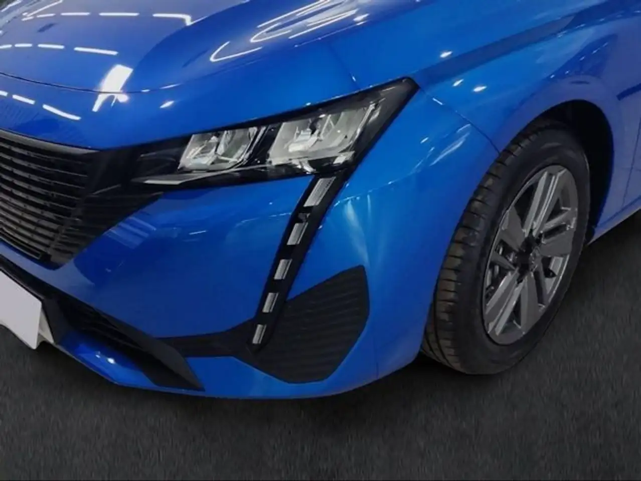 Peugeot 308 1.5 BlueHDi S&S Active EAT8 130 — Vehicle gallery 4
