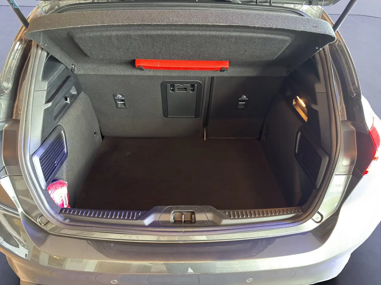 Ford Focus Lim. ST-Line X 1.0 EcoBoost MHEV *B&O*iACC*RFK* — معرض صور السيارة 19