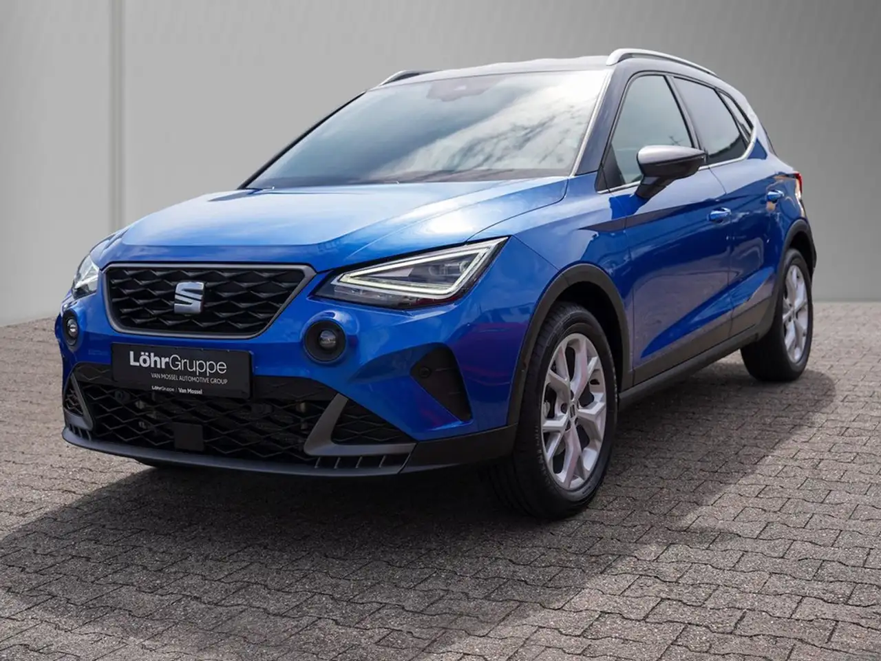 SEAT Arona 1.0 TSI DSG FR /Navi/LED/ACC/RFK/Full-Link — Galería del vehículo 2
