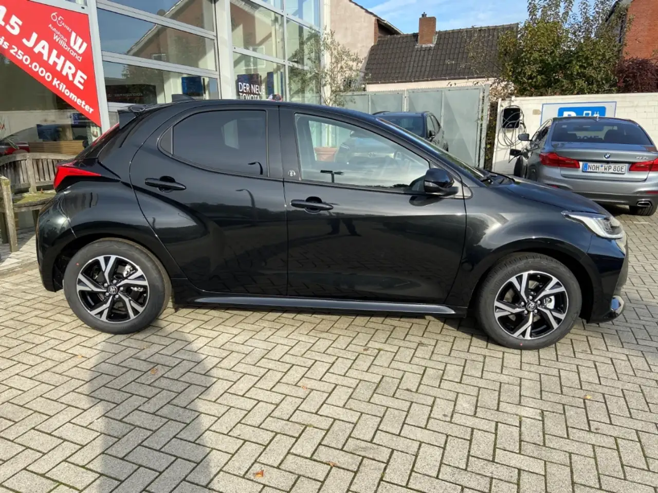 Toyota Yaris Hybrid Team D LED ACC Apple CarPlay Android Auto, — Galerie du véhicule 6
