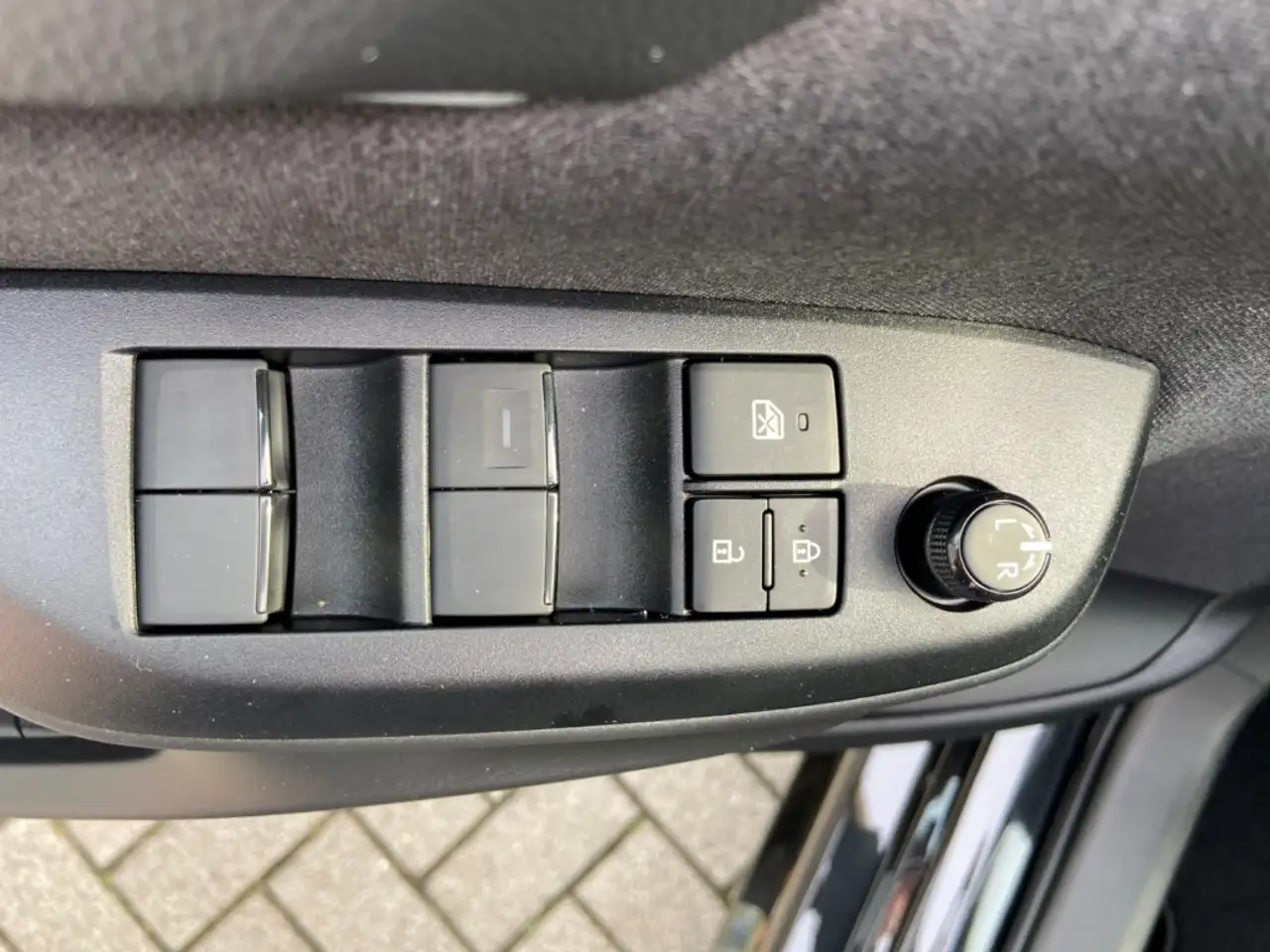 Toyota Yaris Hybrid Team D LED ACC Apple CarPlay Android Auto, — Galerie du véhicule 19