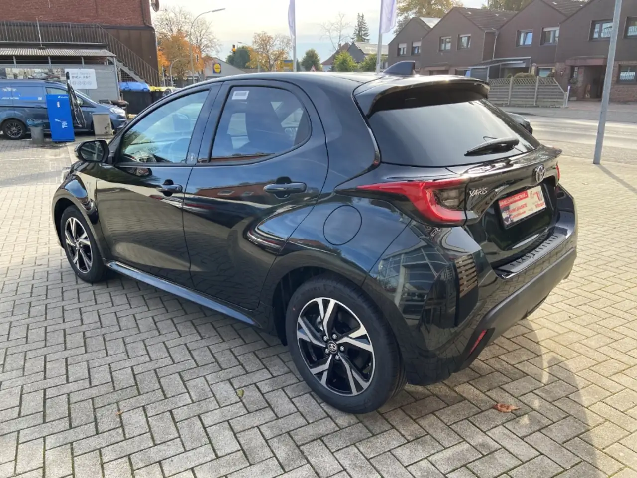 Toyota Yaris Hybrid Team D LED ACC Apple CarPlay Android Auto, — Galerie du véhicule 4