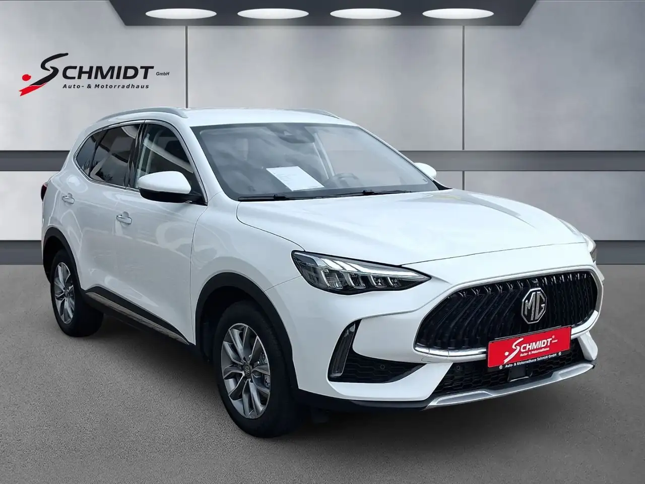 MG HS 1.5 LEDER PDC ALU TEMPOMAT — Vehicle gallery 2