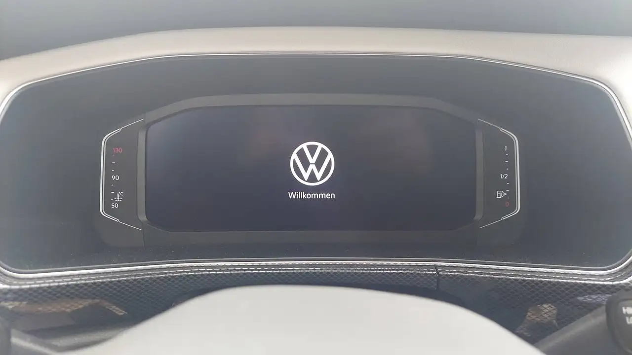 Volkswagen T-Cross 1.0 TSI DSG Style *Autom.* — Galería del vehículo 10