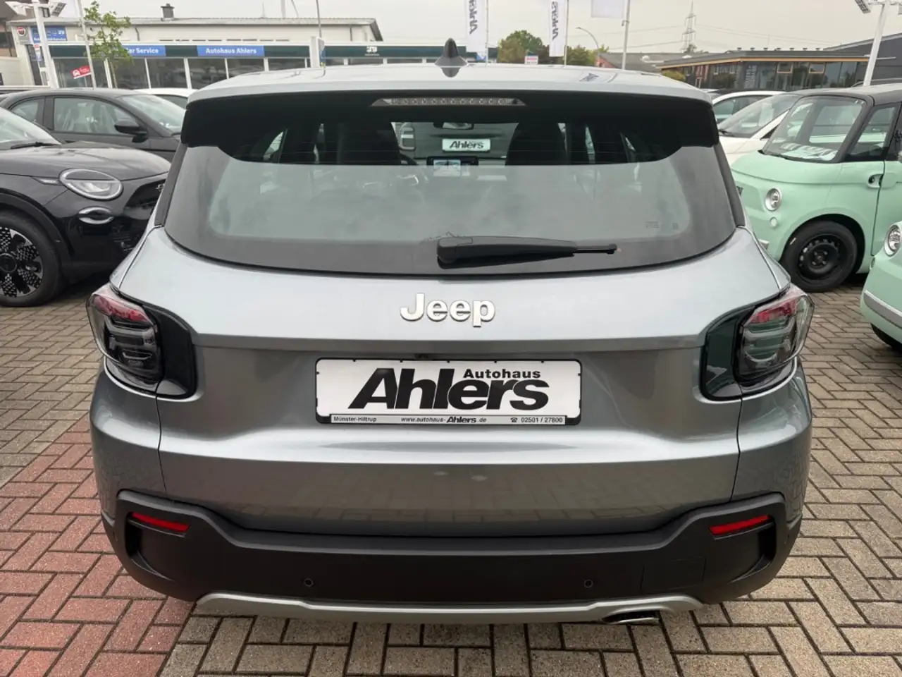Jeep Avenger Altitude+NAVI+JBL+SHZ+ELHECK+KAMERA+ALLWETTER+ — معرض صور السيارة 6