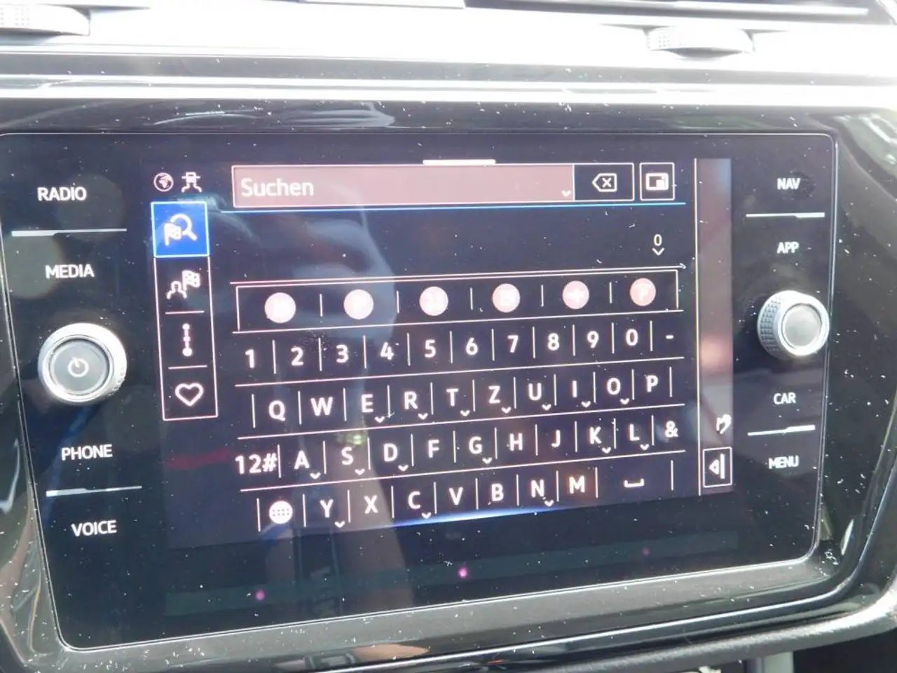 Volkswagen Touran 1.5 TSI DSG HIGHLINE NAVI LED 7-SITZER — معرض صور السيارة 14