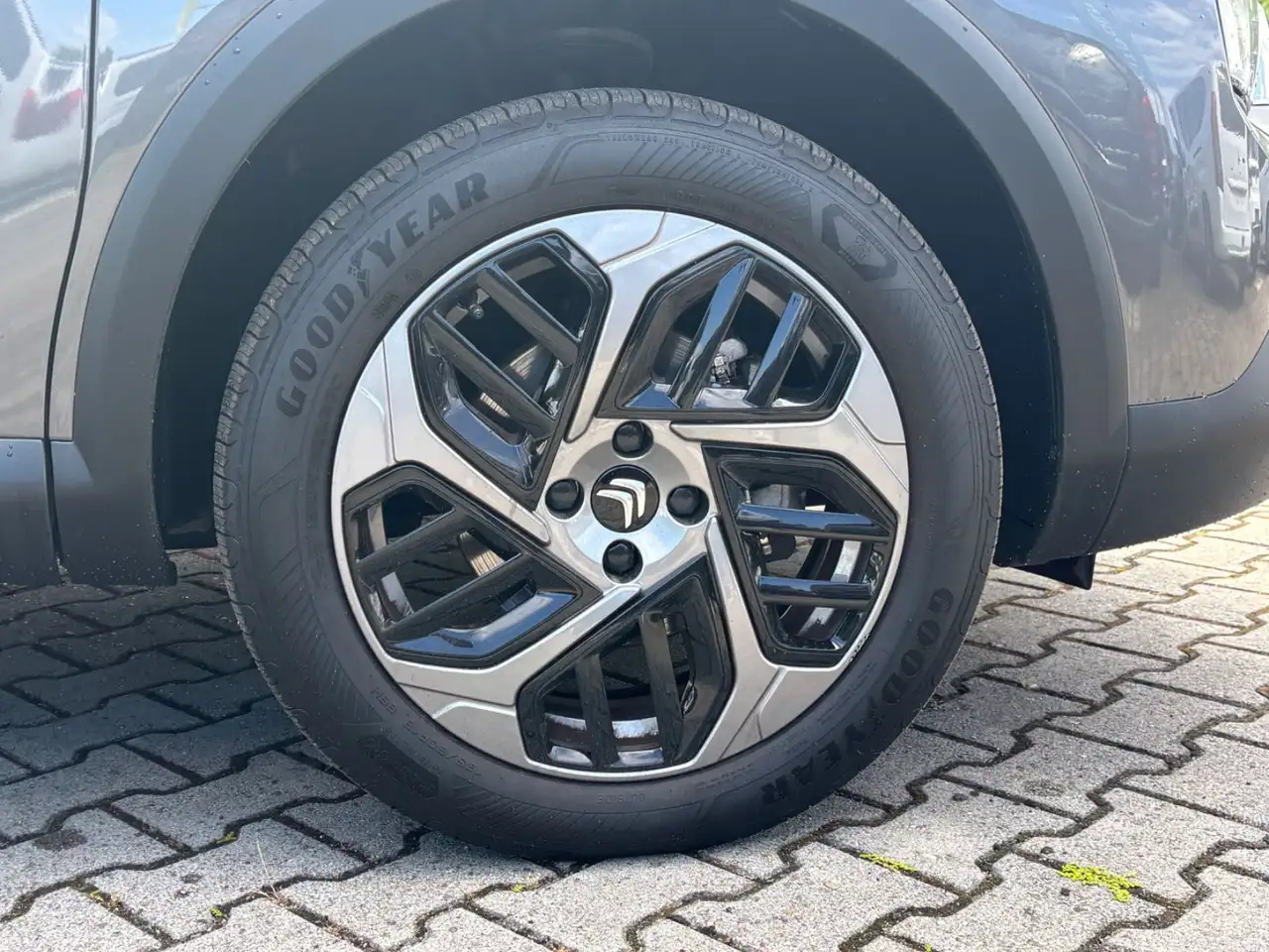 Citroen C4 Lim. Plus — معرض صور السيارة 4