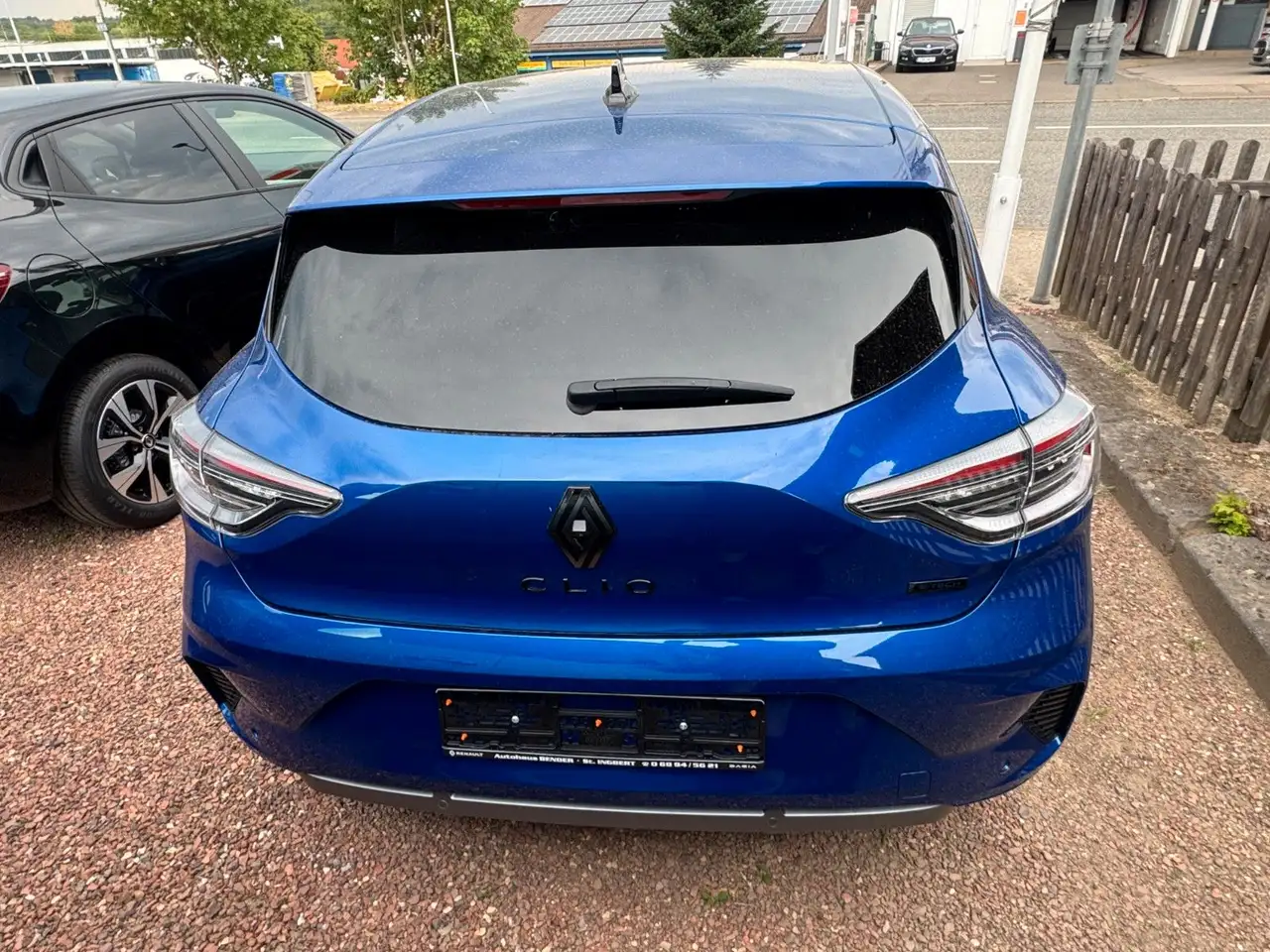 Renault Clio 5 Esprit Alpine T-Tech Hybrid 145 — معرض صور السيارة 8