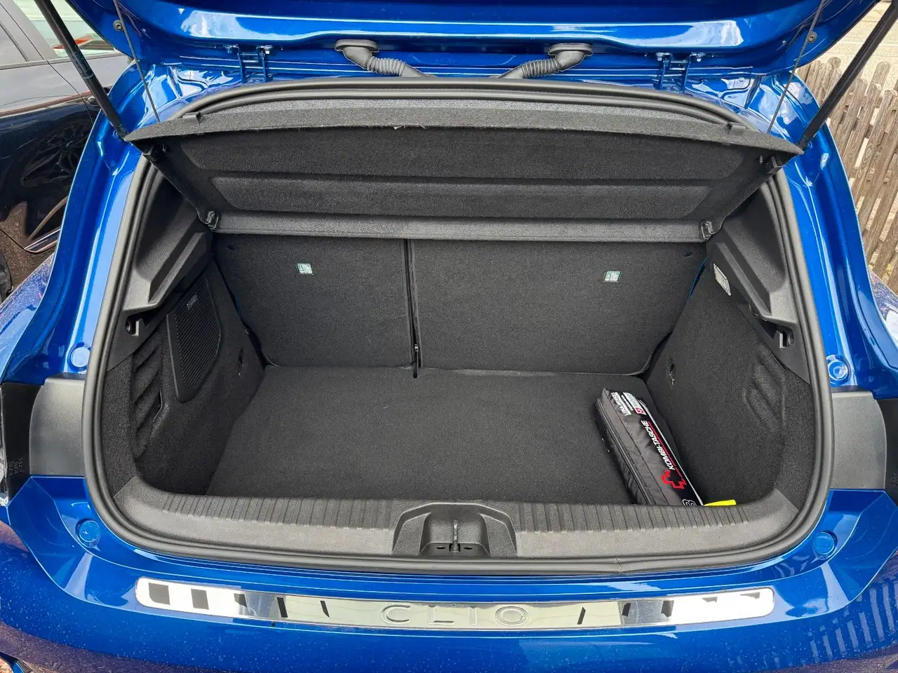 Renault Clio 5 Esprit Alpine T-Tech Hybrid 145 — معرض صور السيارة 13