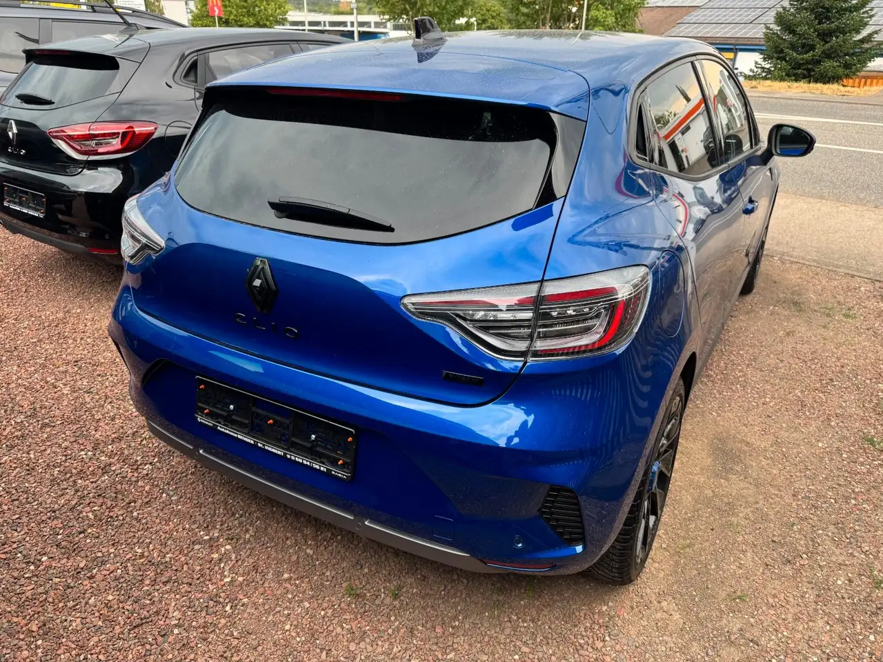 Renault Clio 5 Esprit Alpine T-Tech Hybrid 145 — معرض صور السيارة 7