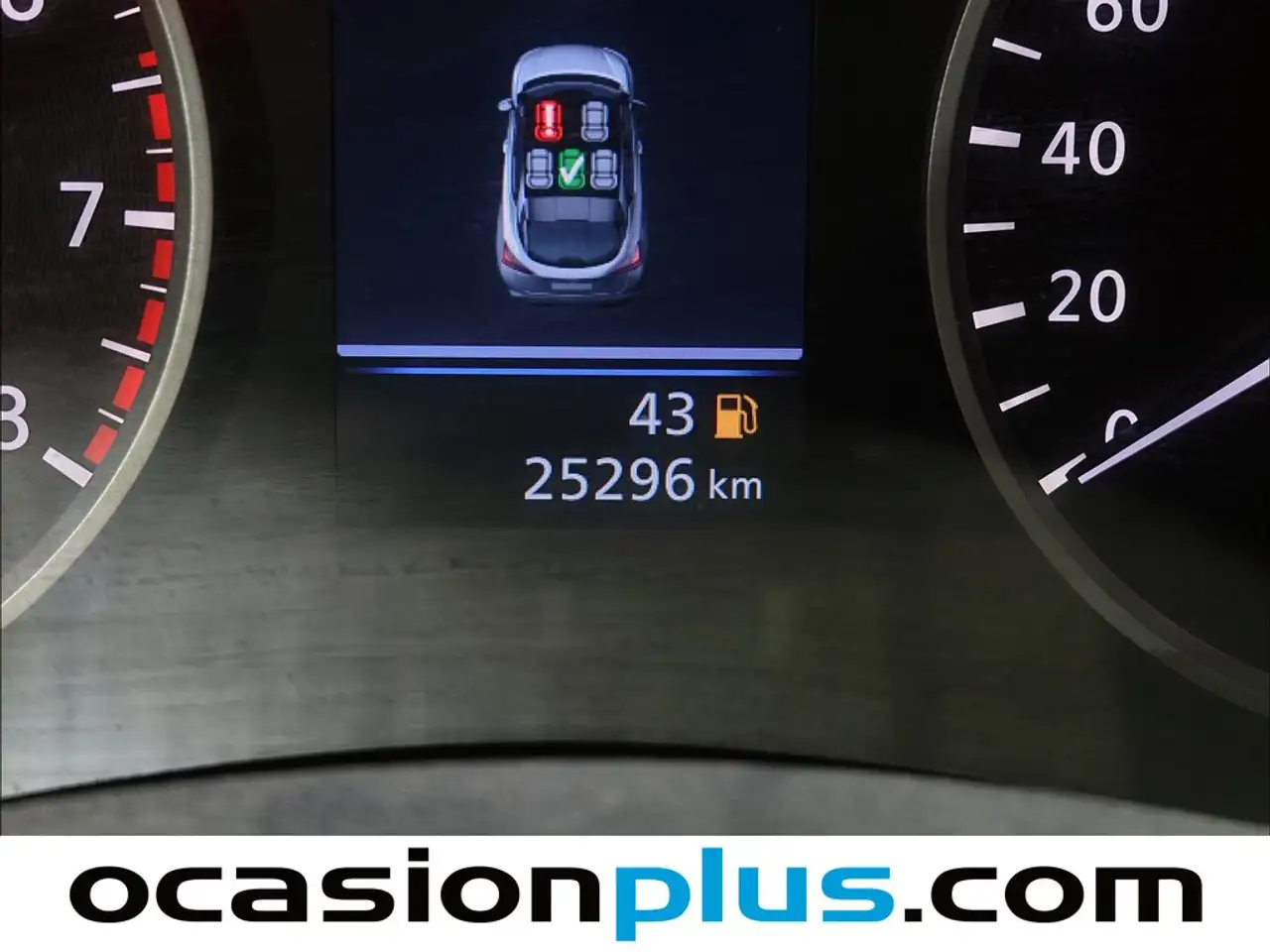 Nissan Juke 1.0 DIG-T Acenta 4x2 114 — Vehicle gallery 10