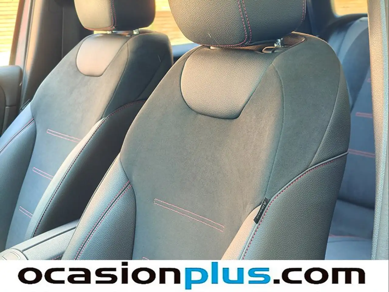 Mercedes-Benz B 250 250e — Galerie du véhicule 7