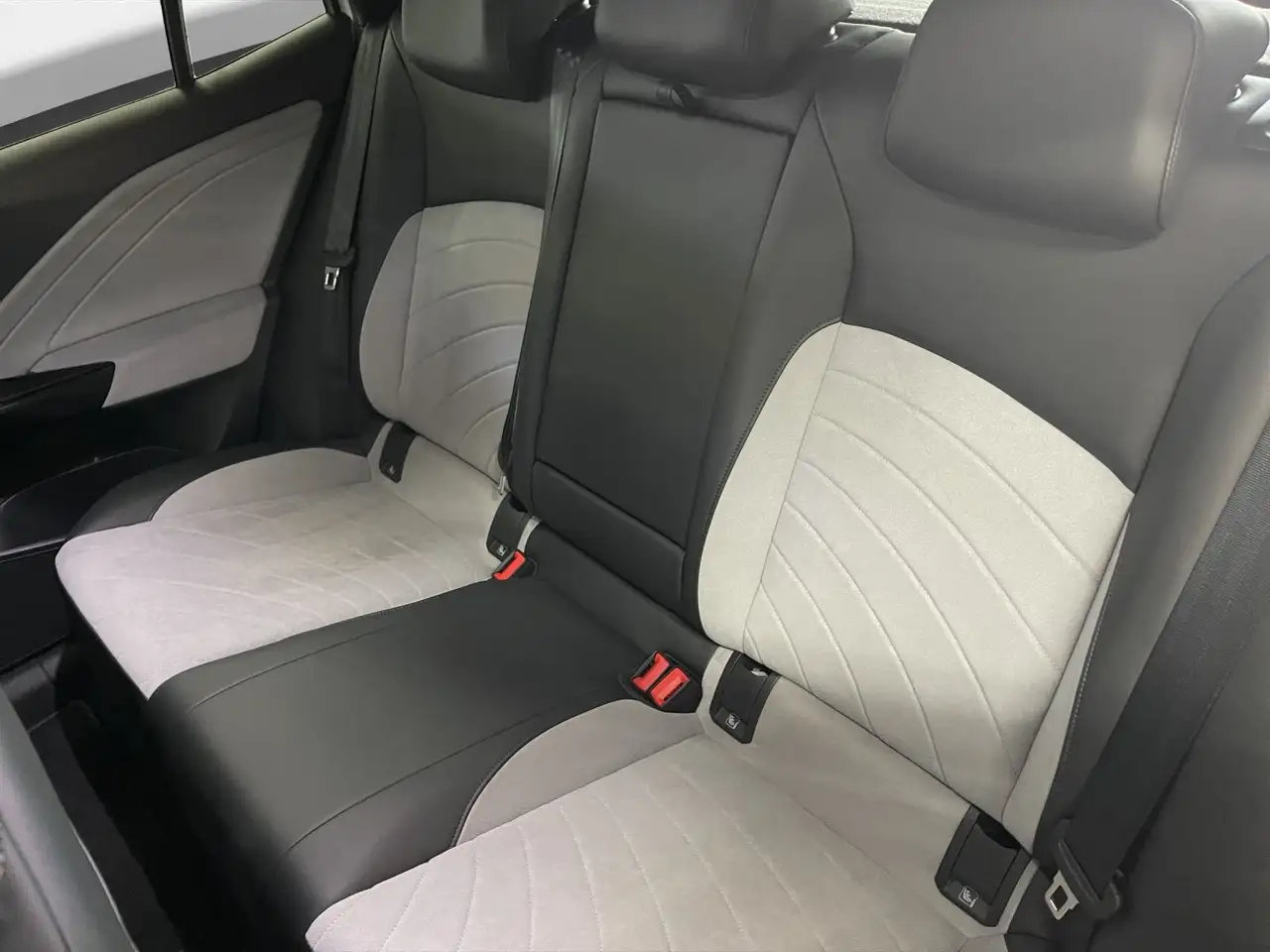 Volkswagen ID.3 Pro Move LED LM 19" Navi PDC+RFK ACC Head-U — معرض صور السيارة 19