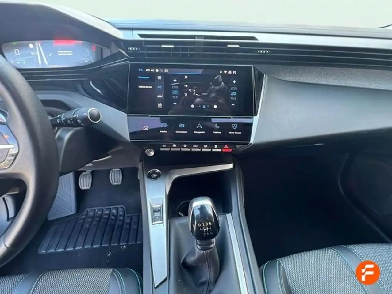 Peugeot 308 1.2 PureTech S&S Allure 130 — Galerie du véhicule 12