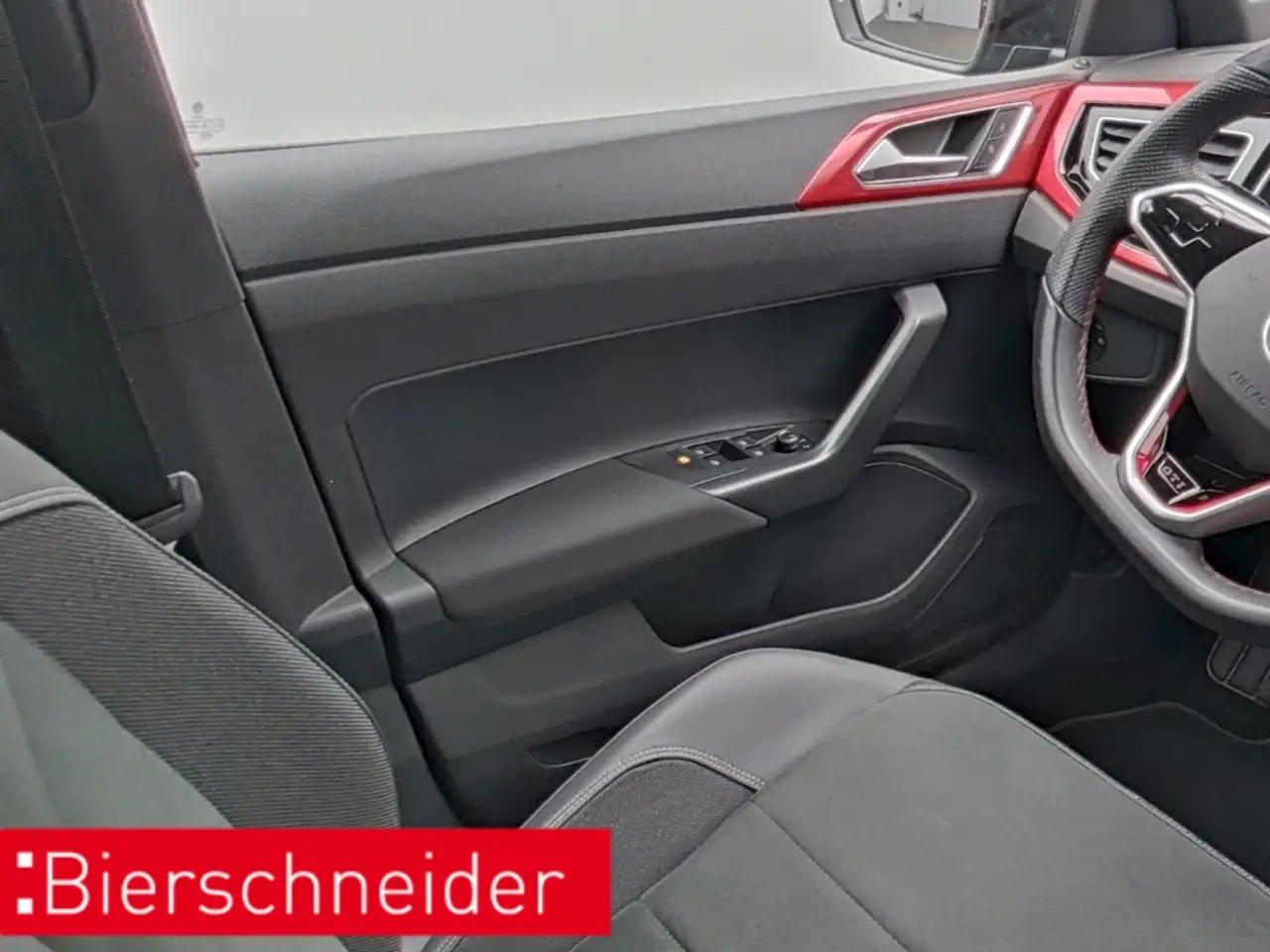 Volkswagen Polo GTI 2.0 TSI DSG KAMERA PANO IQ.LIGHT NAVI 18 — معرض صور السيارة 14