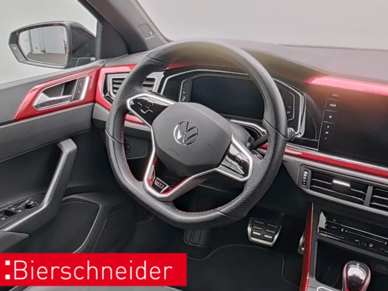 Volkswagen Polo GTI 2.0 TSI DSG KAMERA PANO IQ.LIGHT NAVI 18 — معرض صور السيارة 13