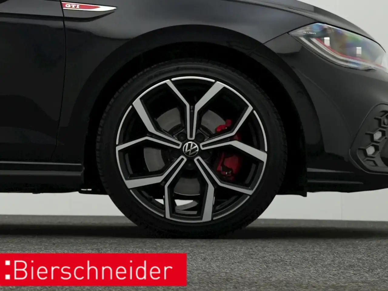 Volkswagen Polo GTI 2.0 TSI DSG KAMERA PANO IQ.LIGHT NAVI 18 — معرض صور السيارة 30