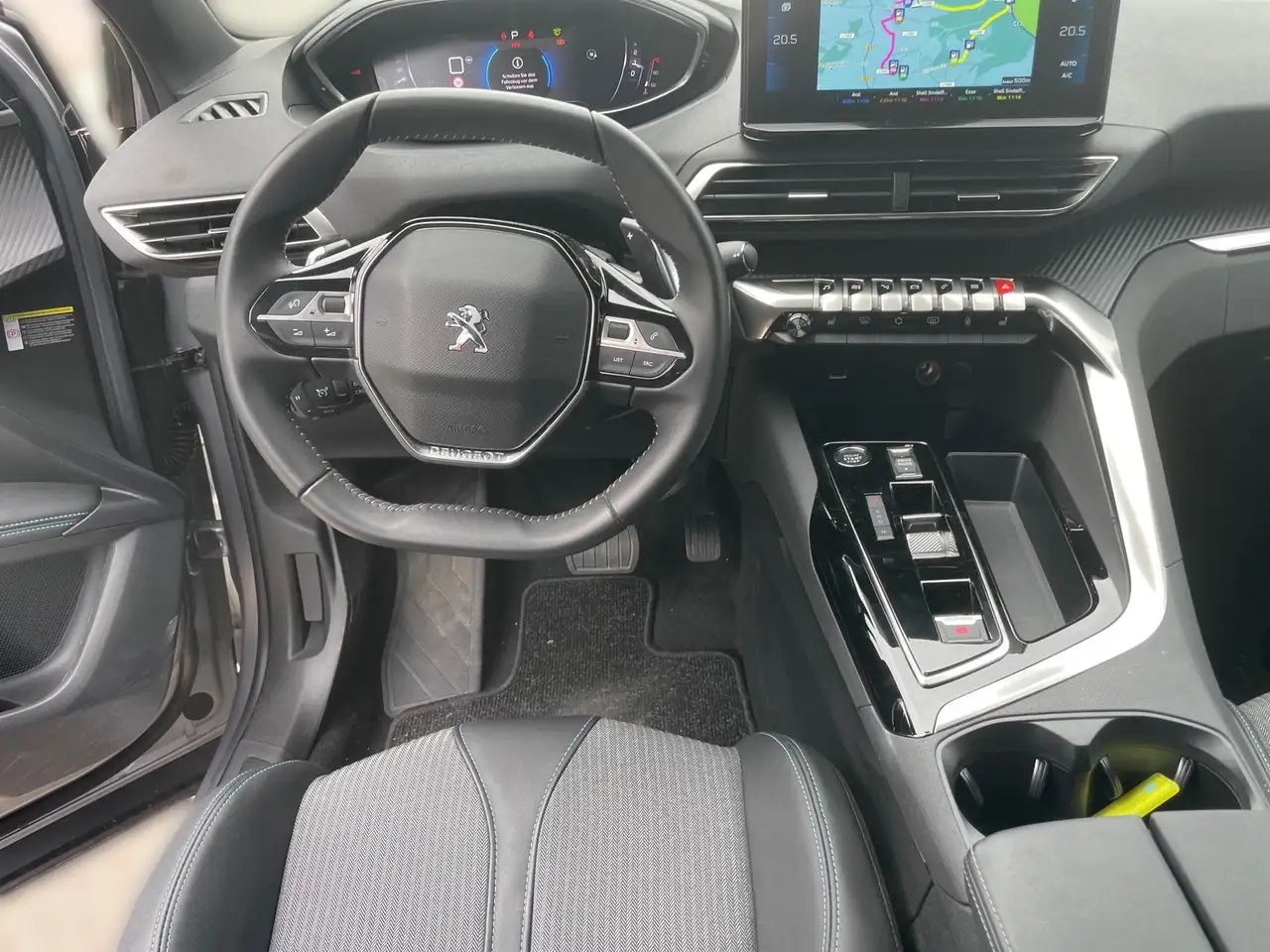 Peugeot 3008 1.2 PureTech 130 Allure Pack ACC KeyLess LM — Galería del vehículo 9