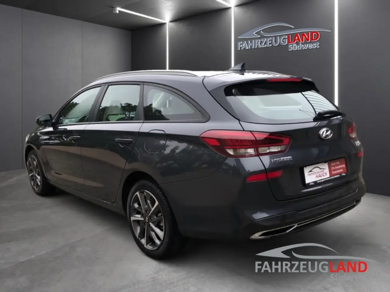 Hyundai i30 cw Trend Mild-Hybrid Navi 7G-DCT LED Klimaatm. Rüc — Galería del vehículo 4