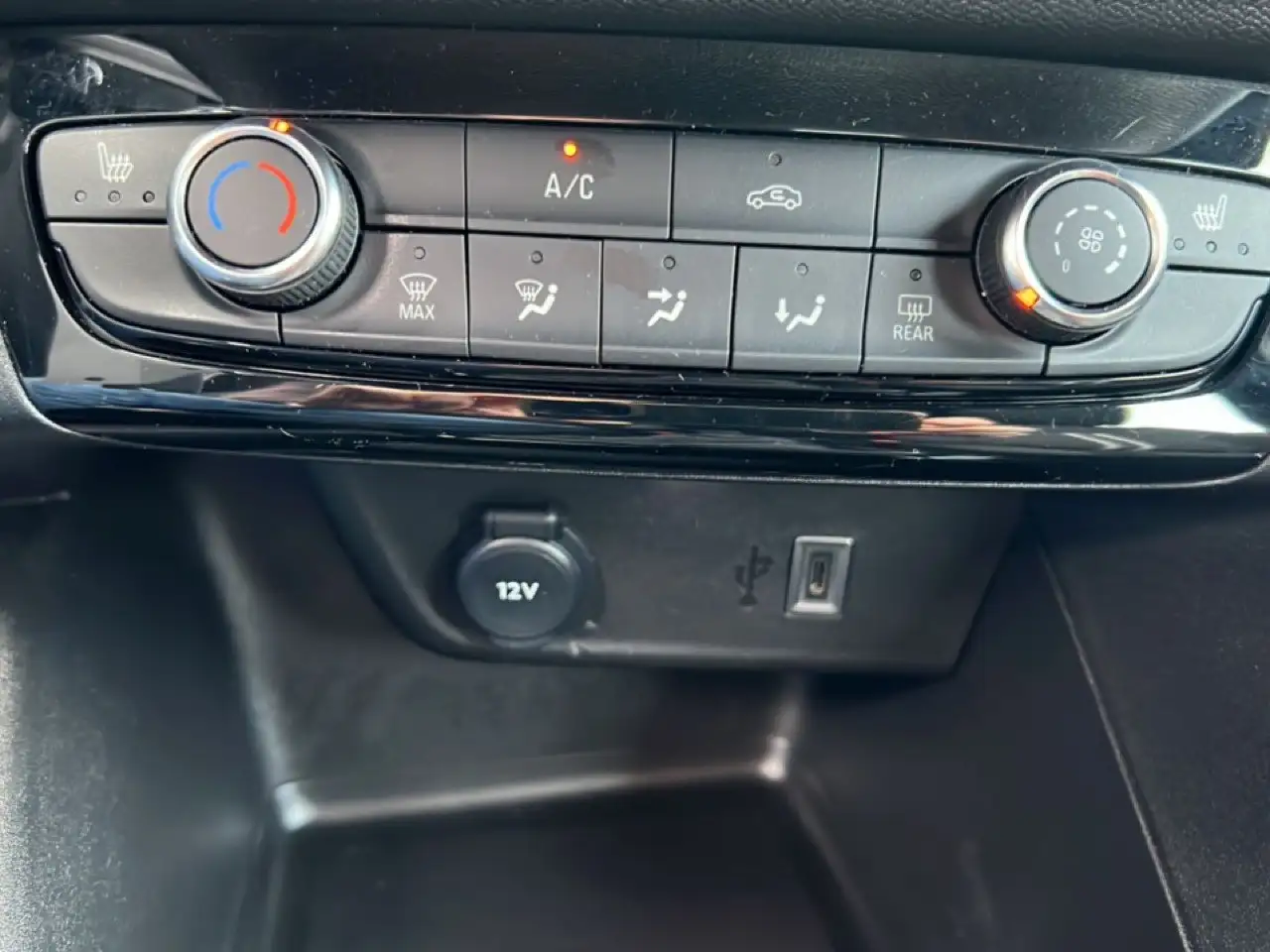 Opel Corsa GS Kamera Sitzheizung — معرض صور السيارة 15
