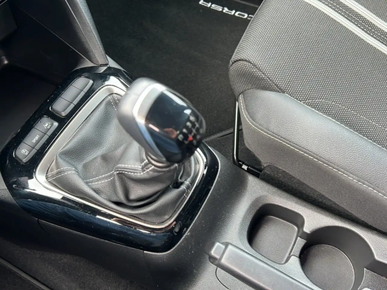Opel Corsa GS Kamera Sitzheizung — معرض صور السيارة 12