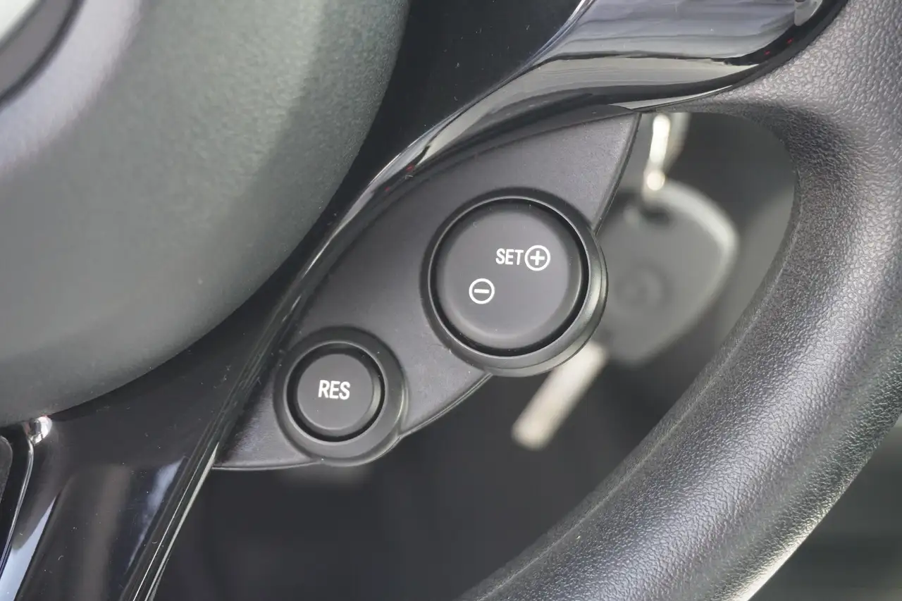smart forTwo fortwo electric drive / EQ Klima Tempomat DAB — Galería del vehículo 14