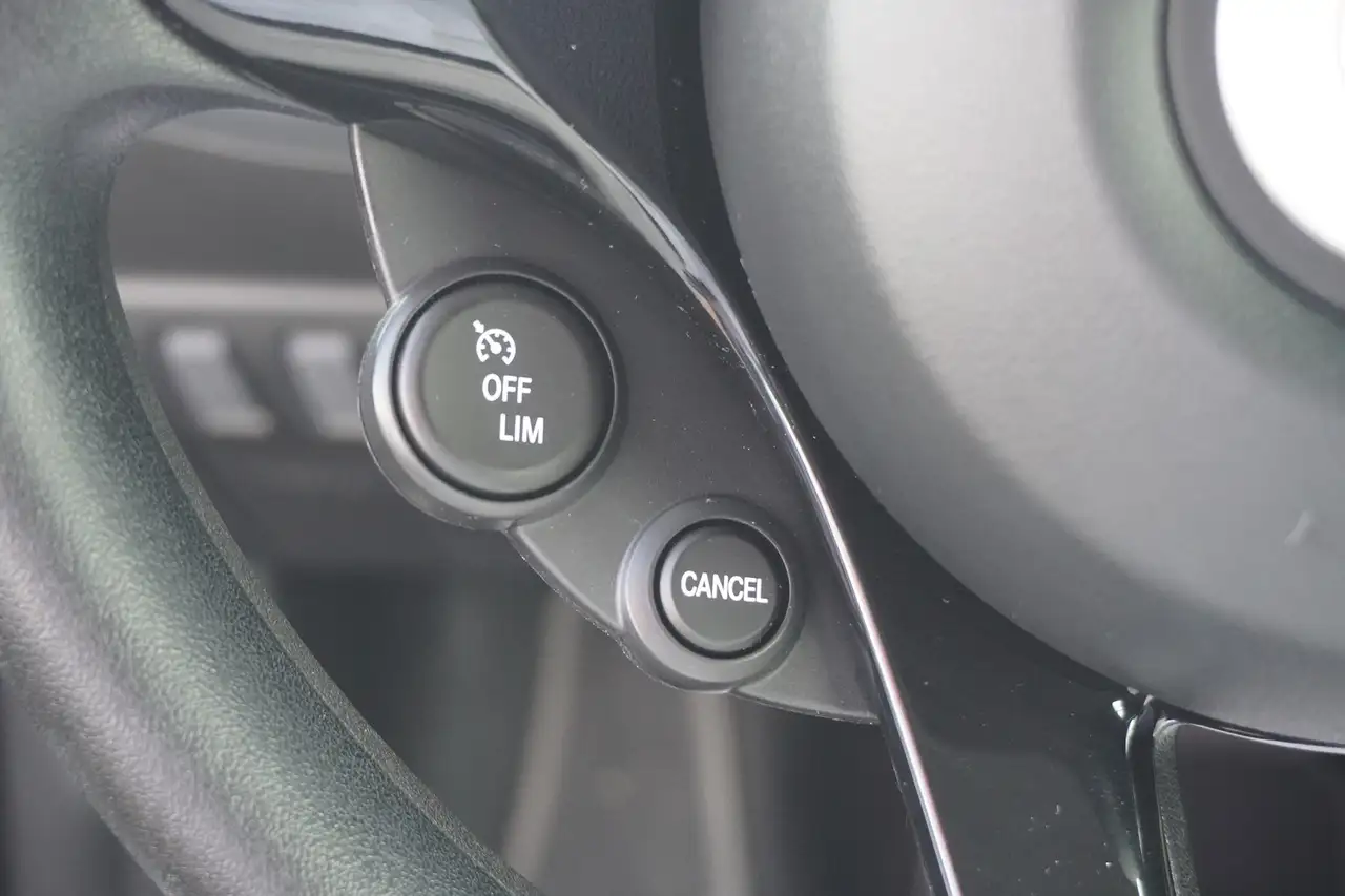 smart forTwo fortwo electric drive / EQ Klima Tempomat DAB — Galería del vehículo 13