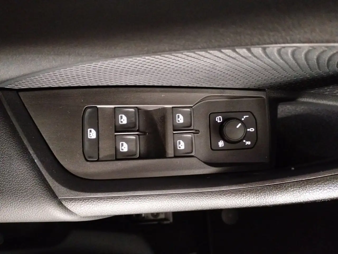Skoda Octavia 1.5 TSI MHEV Selection DSG7 110kW — Galerie du véhicule 6