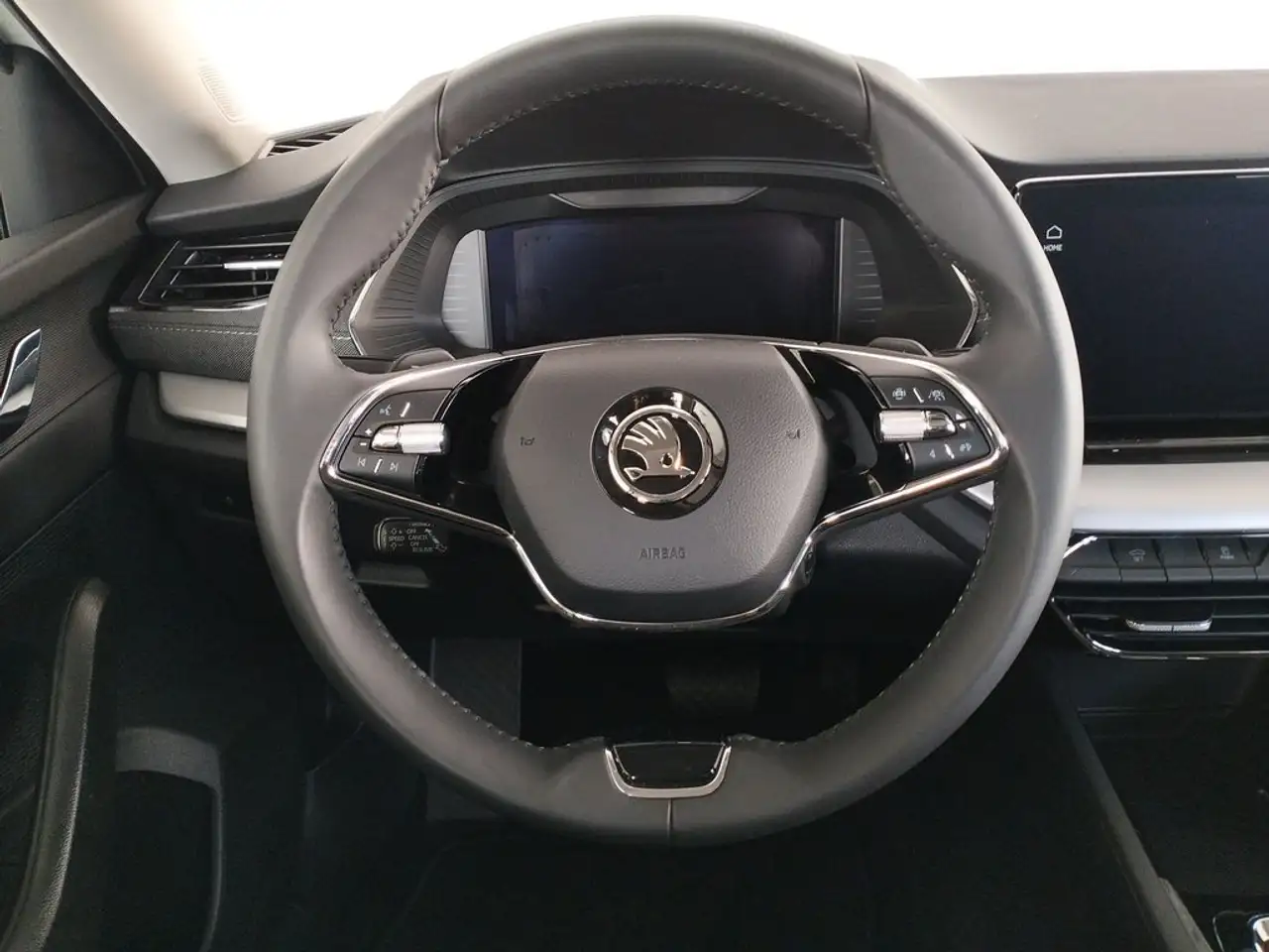 Skoda Octavia 1.5 TSI MHEV Selection DSG7 110kW — Galerie du véhicule 8
