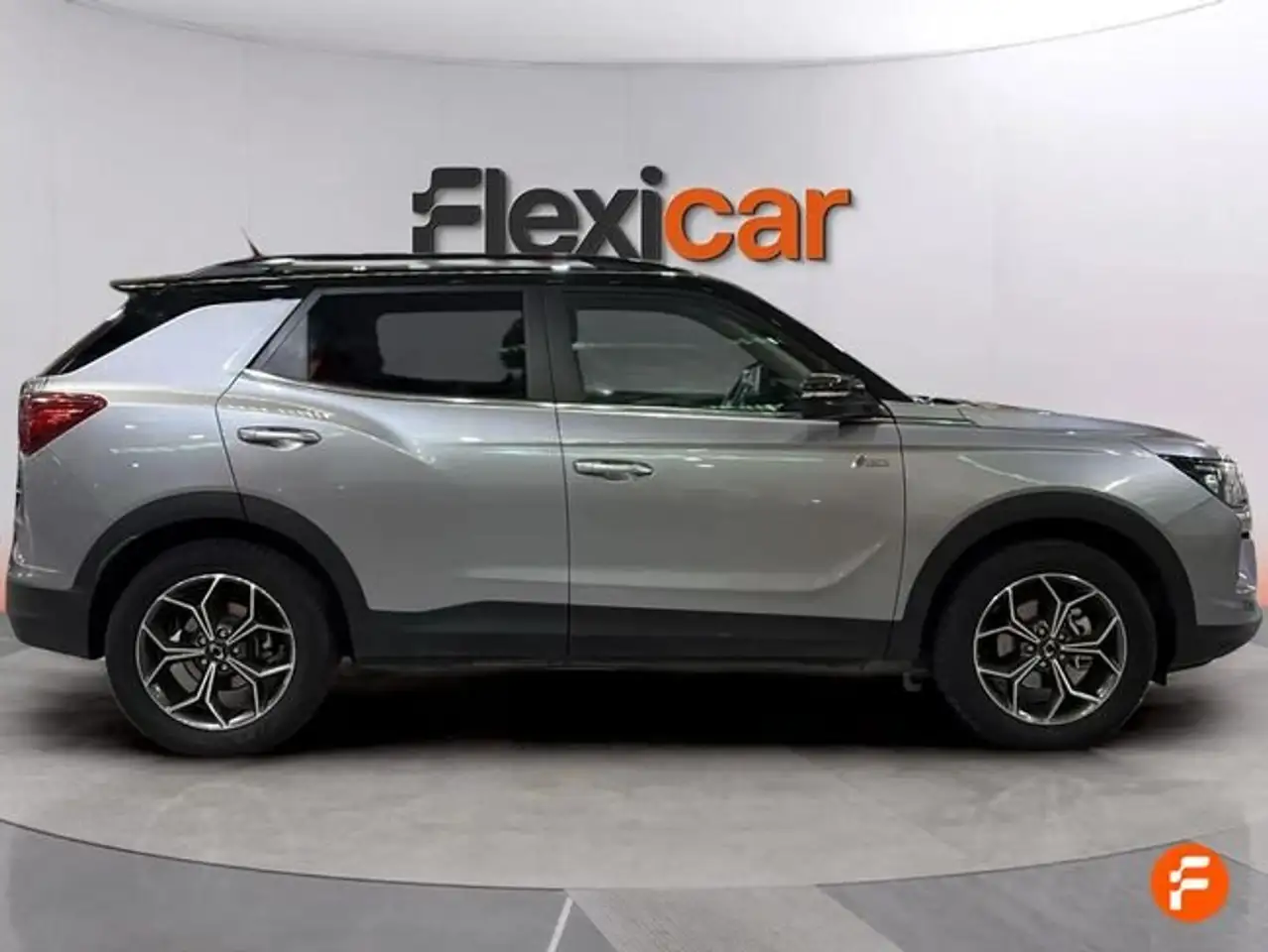 SsangYong Korando G15T Limited 4x2 L.P. — معرض صور السيارة 9