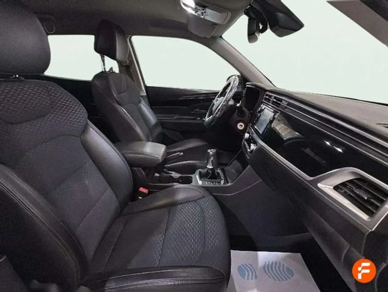 SsangYong Korando G15T Limited 4x2 L.P. — معرض صور السيارة 17