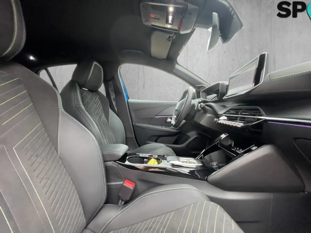 Peugeot 208 GT HYBRID 100 e-DSC6 Kamera LED CarPlay El.Sitz SH — معرض صور السيارة 13