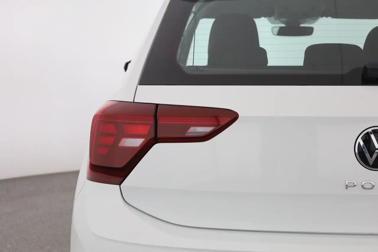 Volkswagen Polo 1.0 TSI DSG Life LED Navi Sitzheizung DAB — Vehicle gallery 30