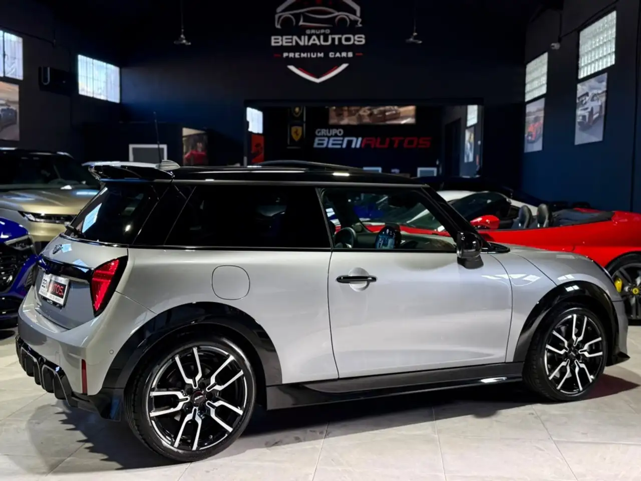 MINI Cooper 3 Puertas S John Works Aut. — Galería del vehículo 6