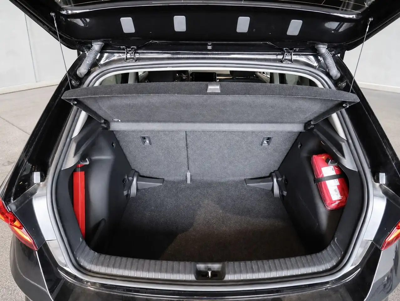 Skoda Fabia 1.5 TSI DSG Drive Navi+VirtualCockpit+Keyl — Galerie du véhicule 15