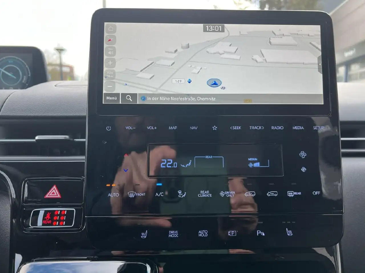 Hyundai STARIA Trend Hybrid 2WD — Galería del vehículo 9