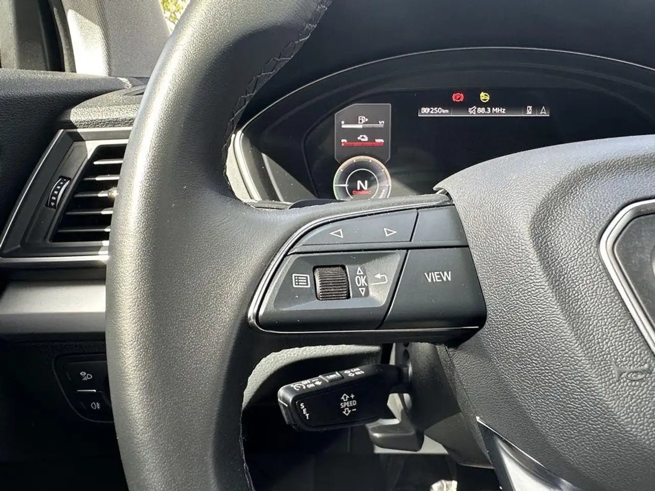 Audi Q5 Sportback 50 TFSIe Advanced quattro-ultra S tronic — Galería del vehículo 14