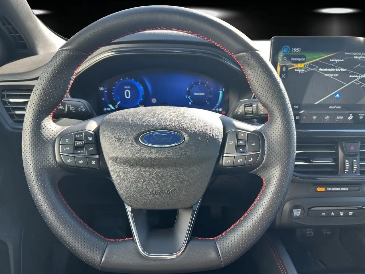 Ford Focus Turnier ST-Line X LED/ACC/KAMERA/NAVI/HUD/ — Galerie du véhicule 8