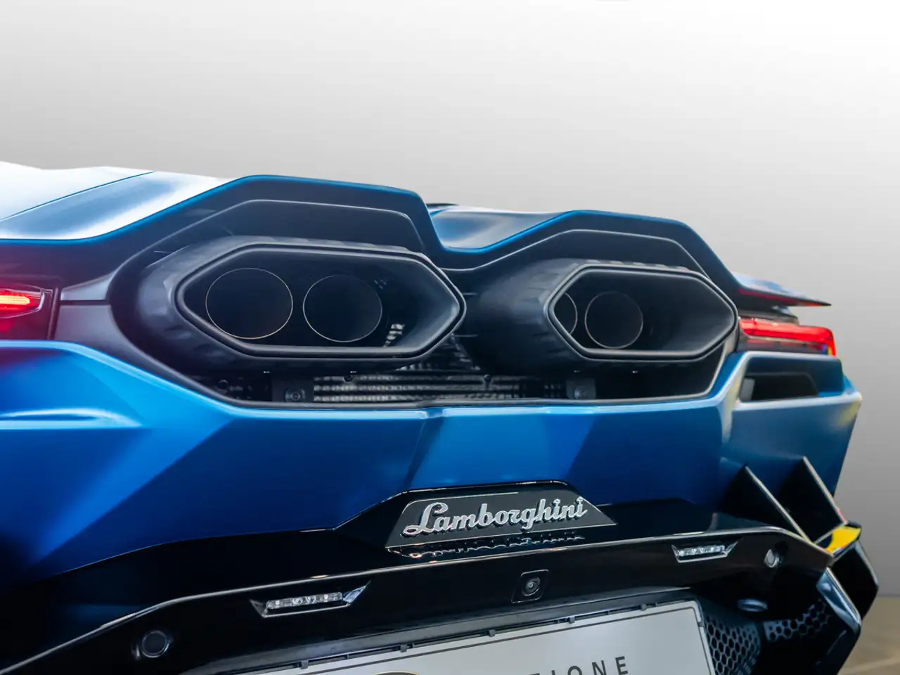 Lamborghini Revuelto Blu Mehit Matt | Lamborghini Nürnberg — Galerie du véhicule 17