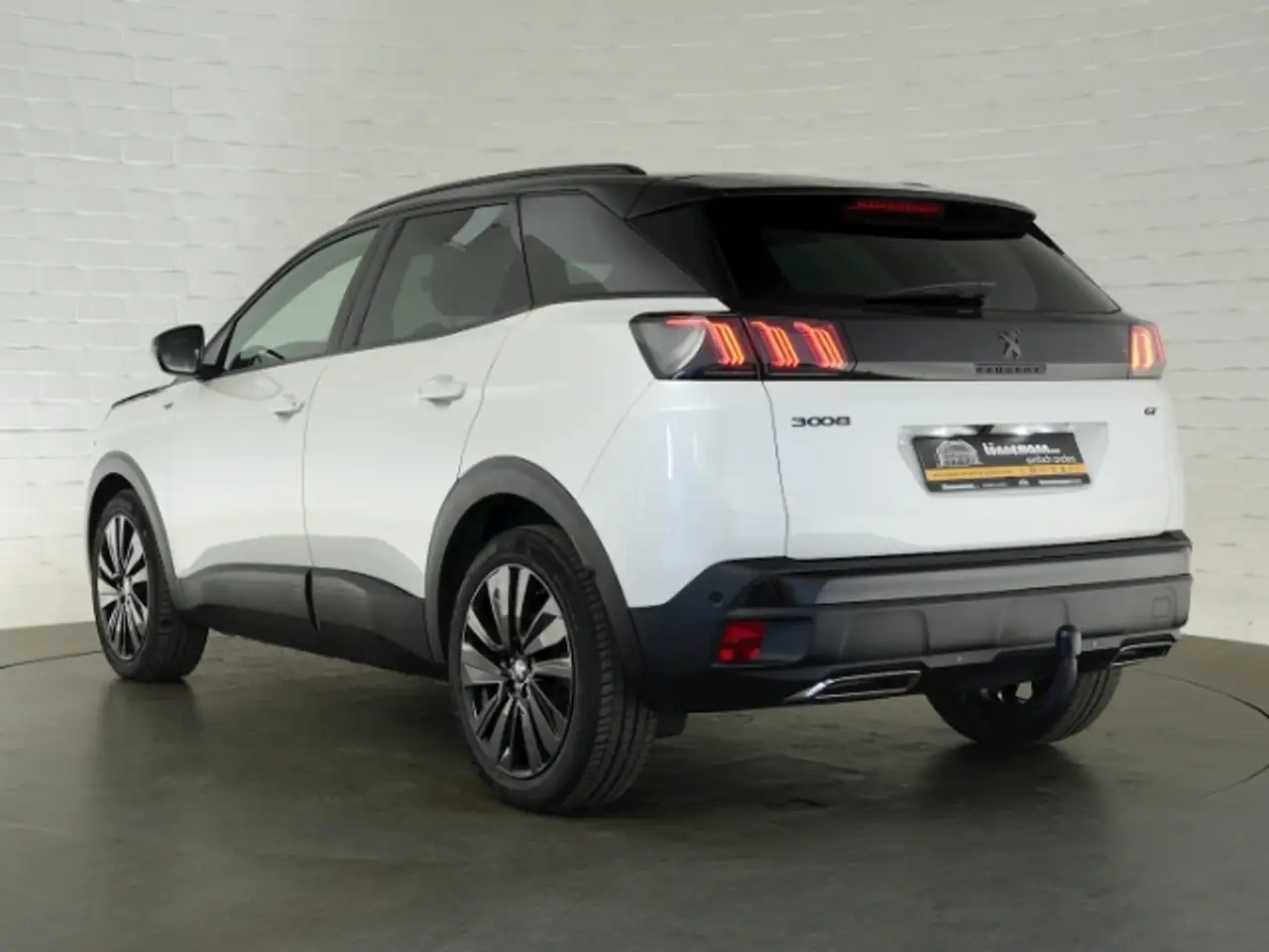Peugeot 3008 GT HYBRID 145 e-DSC6+AHK+NAVI+360 GRAD KAMERA+PANO — معرض صور السيارة 29