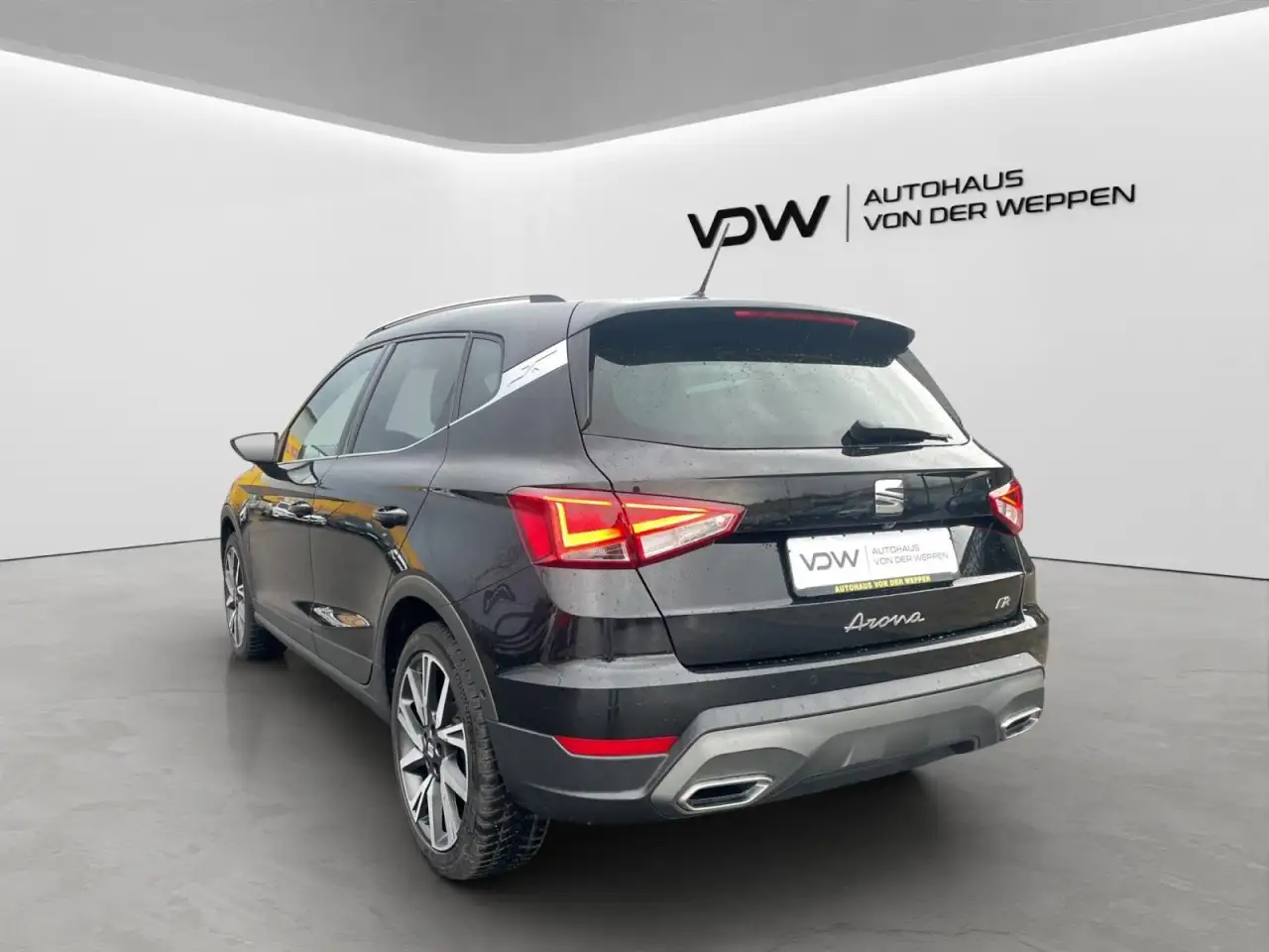 SEAT Arona FR TSI DSG Navi ACC Kamera SHZ Totwinkel — Galería del vehículo 7