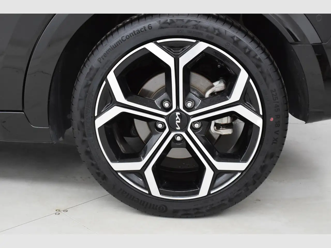 Kia Niro 1.6 GDi HEV 104kW (141CV) Emotion — Vehicle gallery 9
