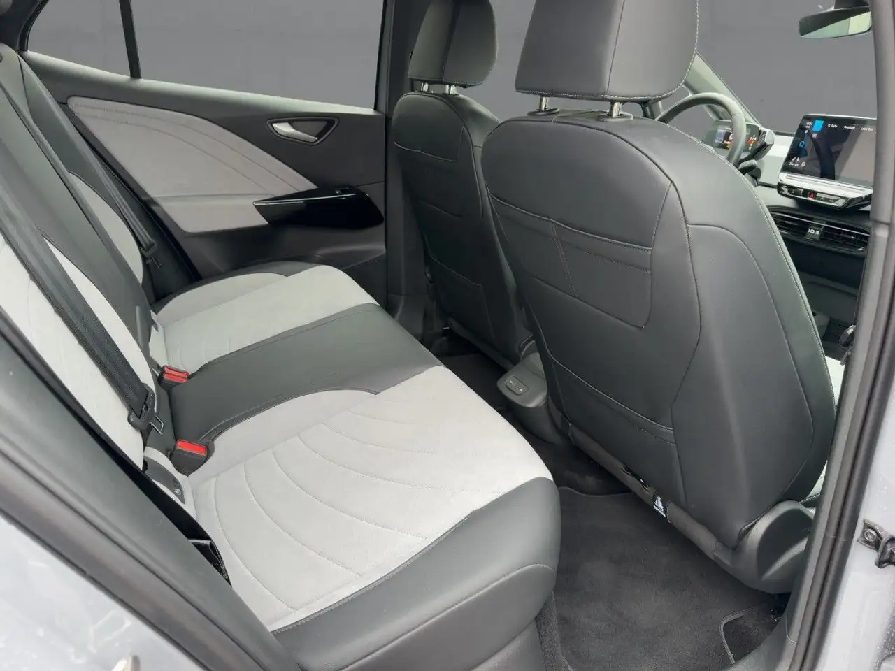 Volkswagen ID.3 150 kW Pro MOVE FACELIFT LED+NAV+ACC+SHZ+18 — معرض صور السيارة 13