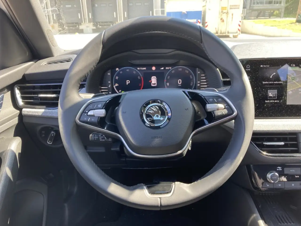 Skoda Kamiq Selection 1.5 TSI DSG Pano LED Alu — Galerie du véhicule 13